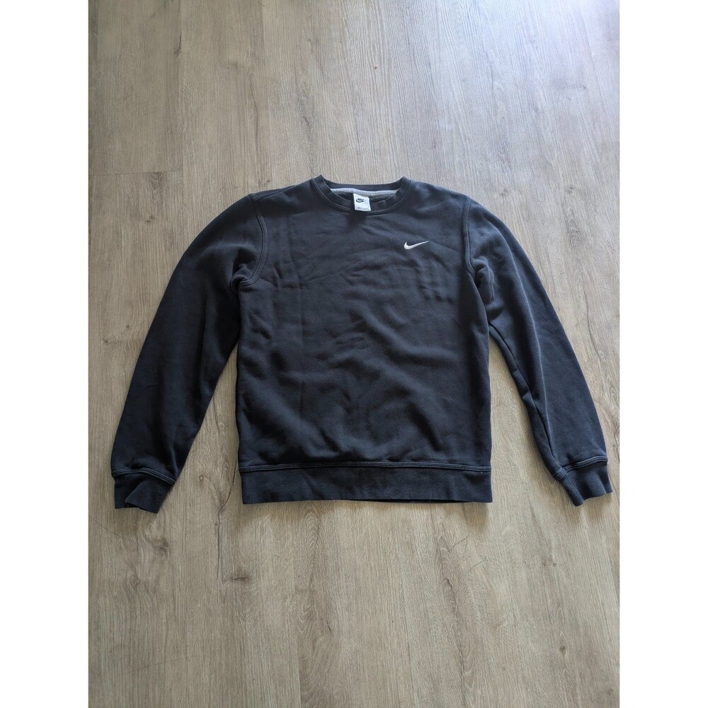 Nike Crewneck Sweatshirt Mens M Black Pullover Athletic Swoosh Embroidered logo